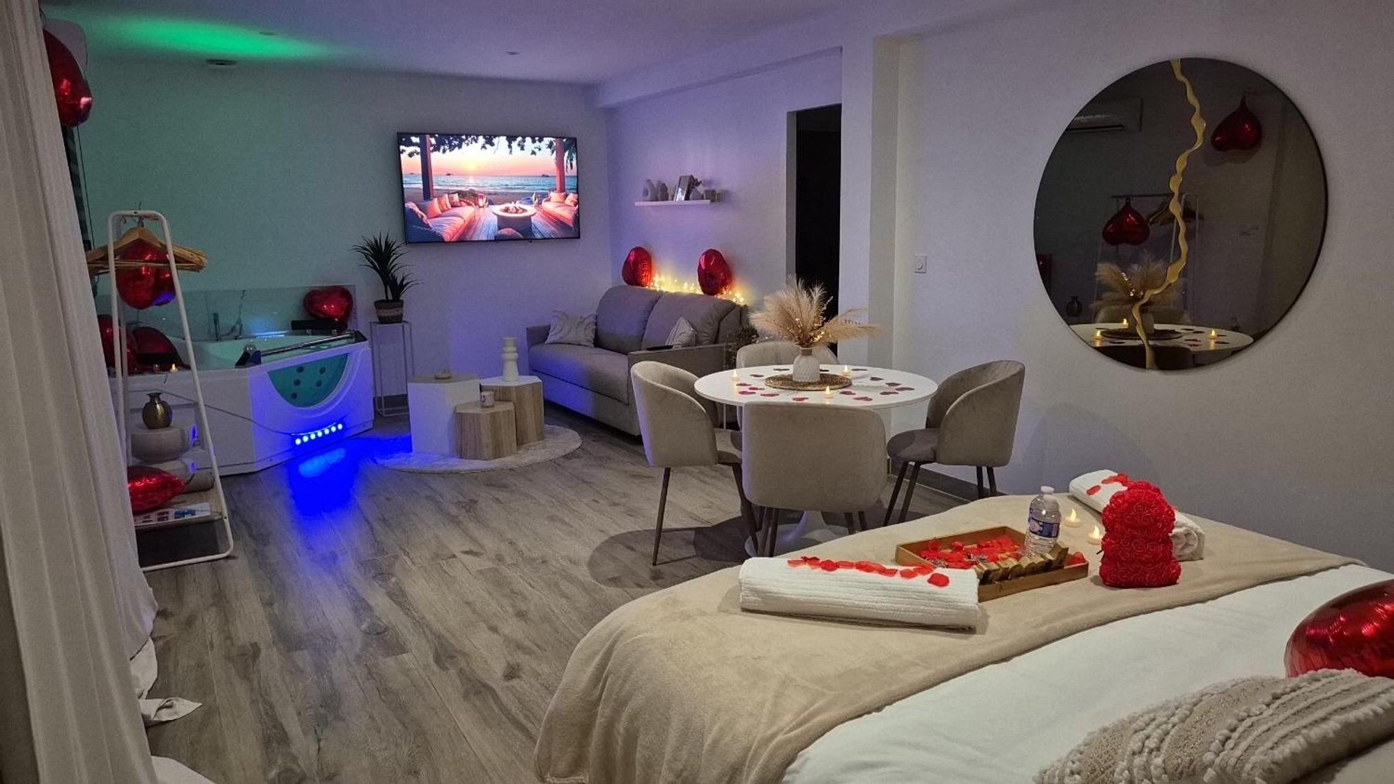 Love Room - Cocon Room - Toulon - Ollioules Luaran gambar